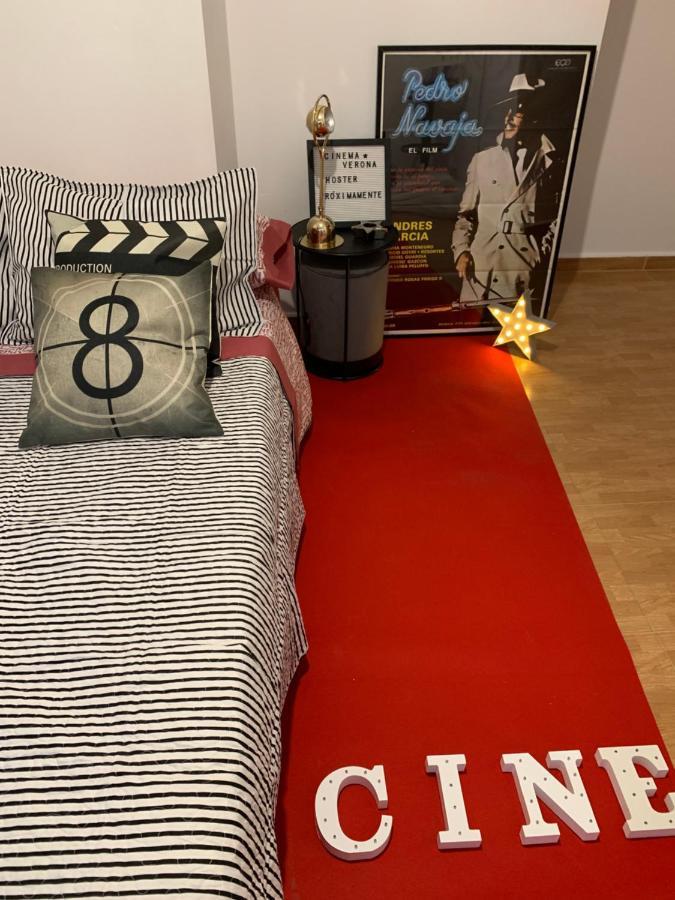 Hoster Cinema Verona Tomelloso Buitenkant foto